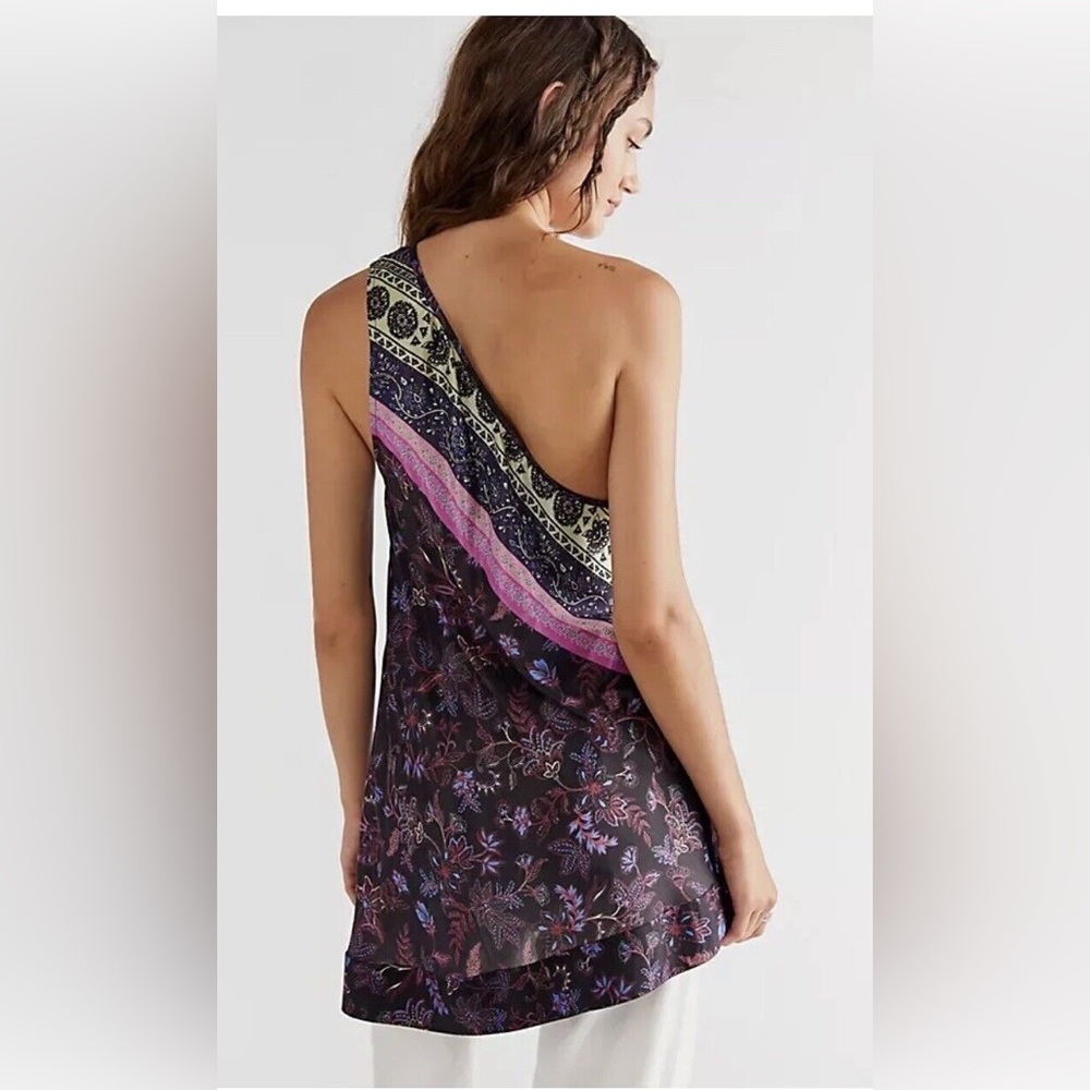 NWOT! Free People Mira silky tunic tank floral tank-tunic style top. XS, S, M, L